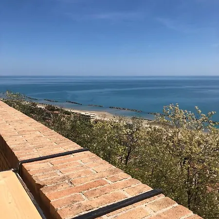 Castello Di Mara Szálloda Cupra Marittima