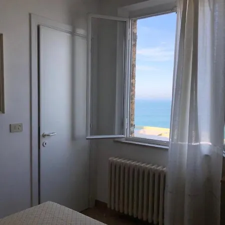 Szálloda Castello - Solo Pernotto 2*