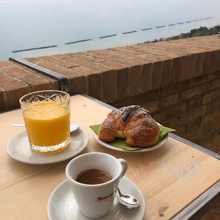 Castello - Solo Pernotto Szálloda 2*