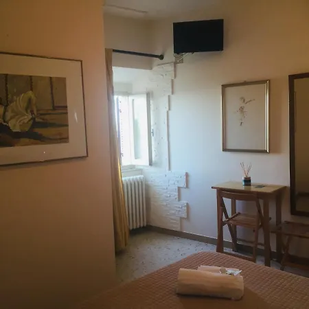 Castello Di Mara Hotell