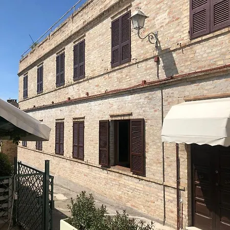 Castello Di Mara 2* Cupra Marittima