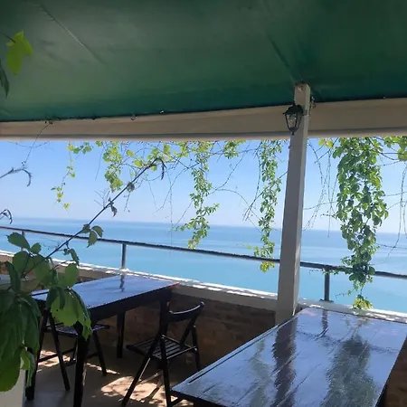 Castello Di Mara Hotel 2*