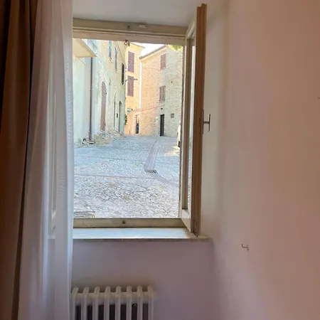 Hotell Castello Di Mara 2*