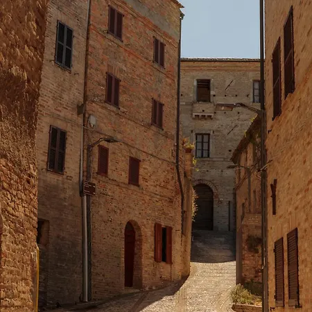 Castello Di Mara Hotell
